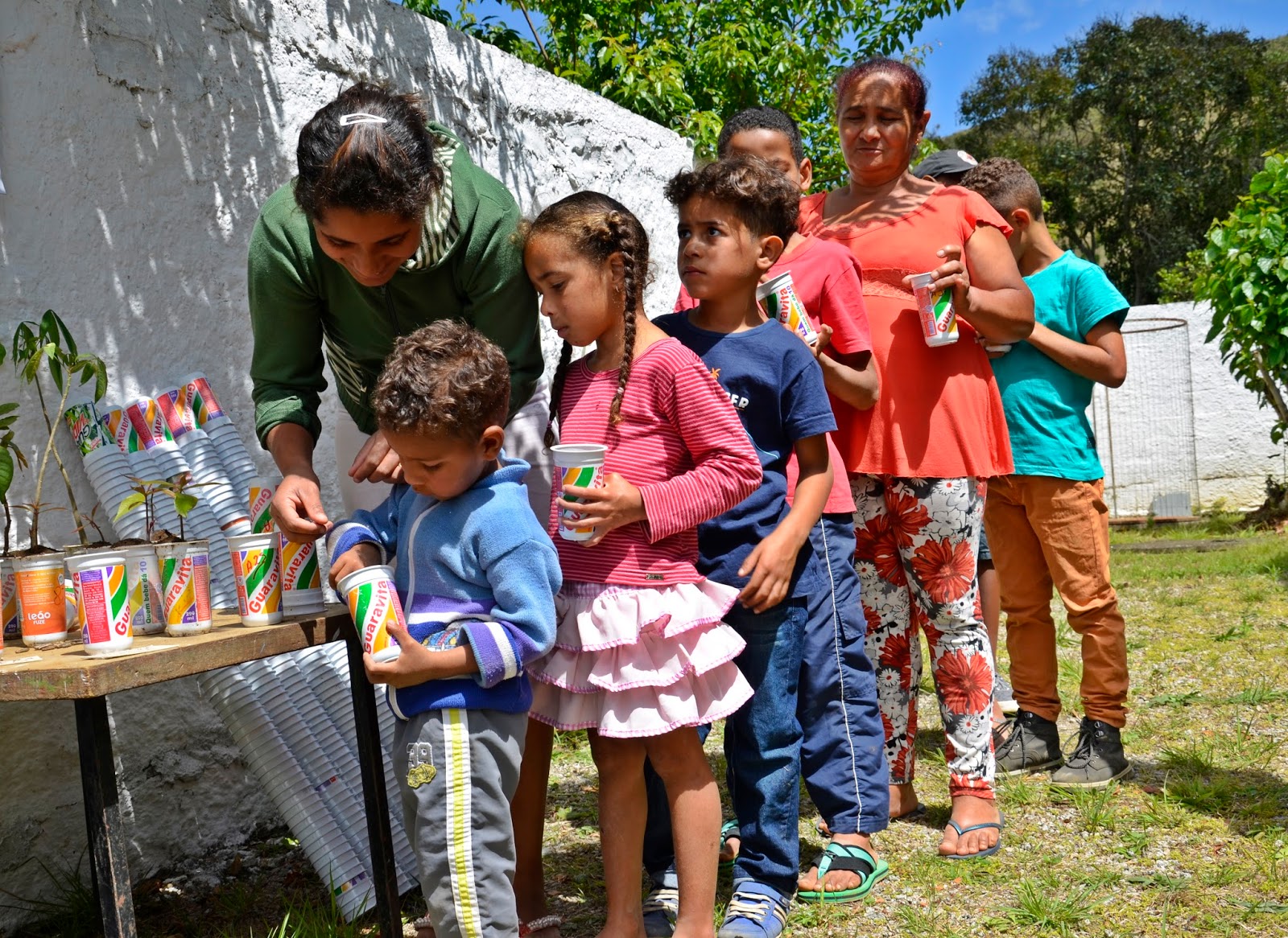 Leia mais sobre o artigo PADRÃO ÁGUIAS REALIZA AÇÃO DE EDUCAÇÃO AMBIENTAL NA SEMANA DA ÁRVORE