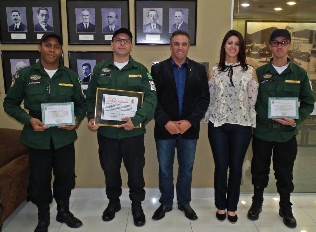 Leia mais sobre o artigo PADRÃO ÁGUIAS RECEBE HOMENAGEM DA CÂMARA MUNICIPAL DE NOVA FRIBURGO
