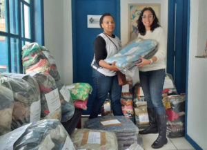 Leia mais sobre o artigo PADRÃO ÁGUIAS DISTRIBUI AGASALHOS E COBERTORES PARA O CREAS TERESÓPOLIS
