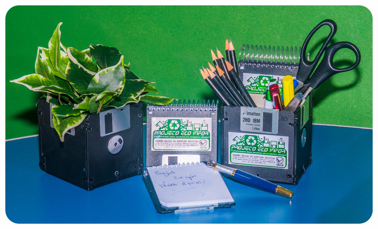 Leia mais sobre o artigo PADRÃO ÁGUIAS LANÇA PROJETO DE TRANSFORMAÇÃO DE LIXO ELETRÔNICO