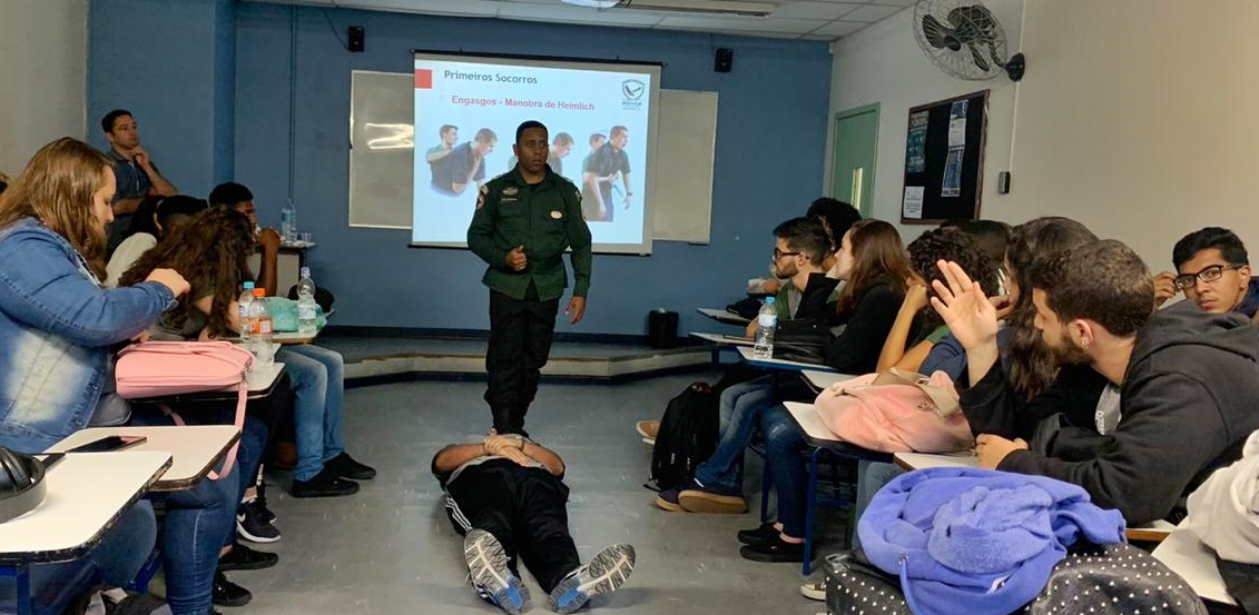 Leia mais sobre o artigo PADRÃO ÁGUIAS REALIZA OFICINA DE PRIMEIROS SOCORROS PARA JOVENS APRENDIZES DO CIEE, EM NOVA FRIBURGO, RJ